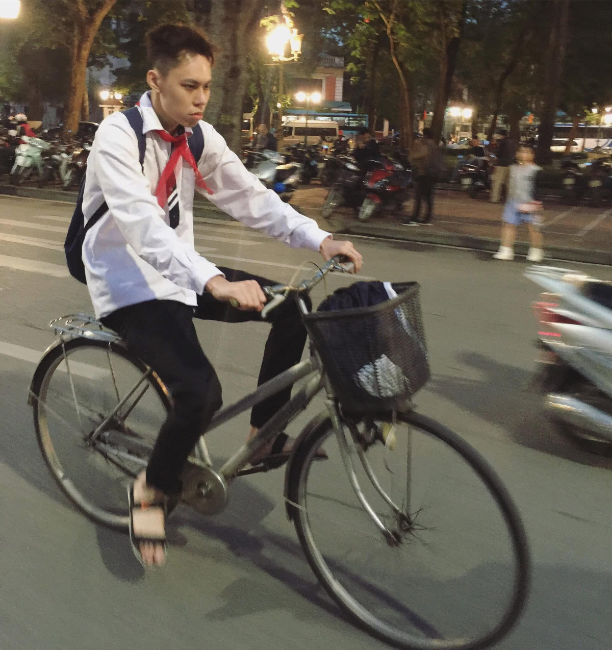 Chung mã đề mà hằng bạn 8 còn tao có 5