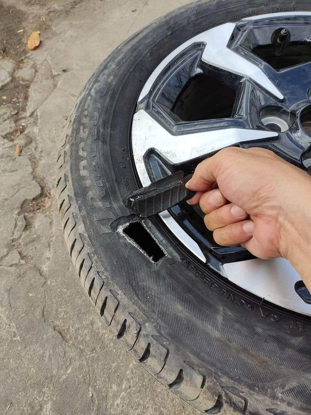 Còn cứu được không anh em